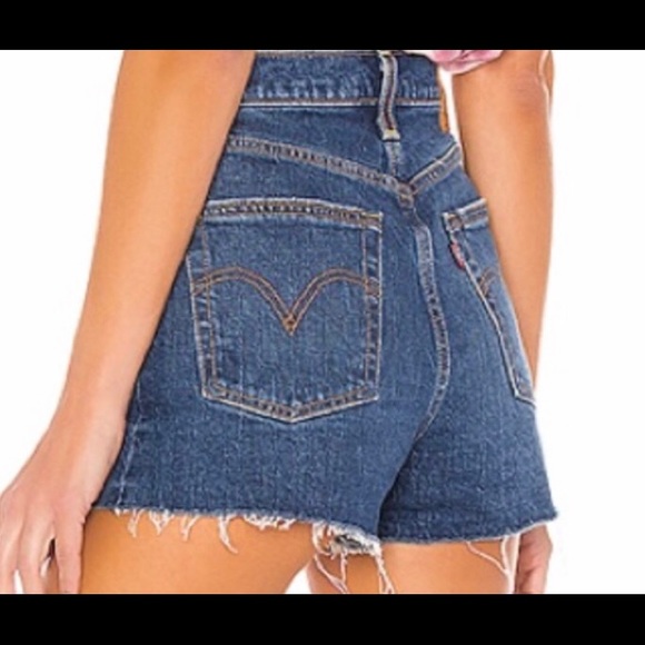 Levi's Pants - NWT Levi’s Premium ribcage shorts size 23